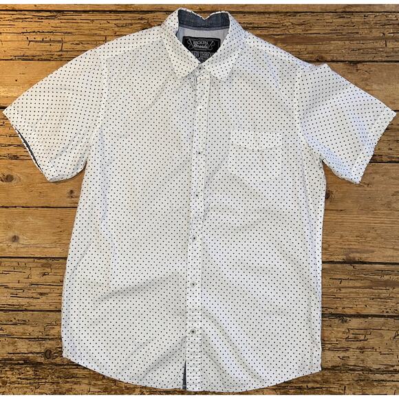 Broken Threads Men Sz L White Blouse Star Print Short Sleeve Button Down NWOT - Picture 1 of 5